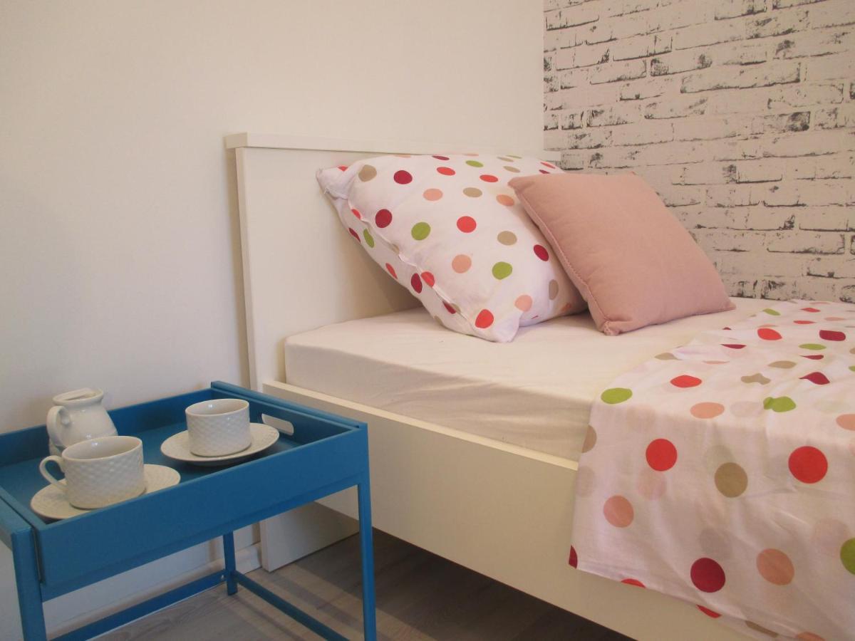 Candy Ap.-near Center,bus,beach+free Parking Place Zadar